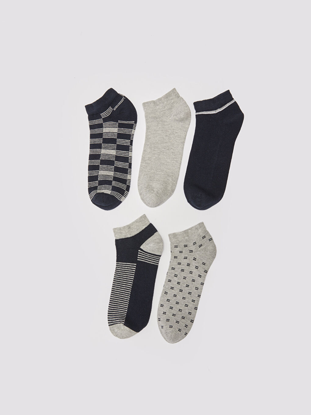 جوارب رياضية منقوشة للرجال - عبوة ٥ قطع-1