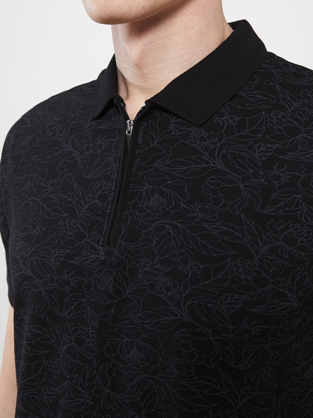 Siyah Polo Yaka Kısa Kollu Desenli Pike Erkek Tişört-3