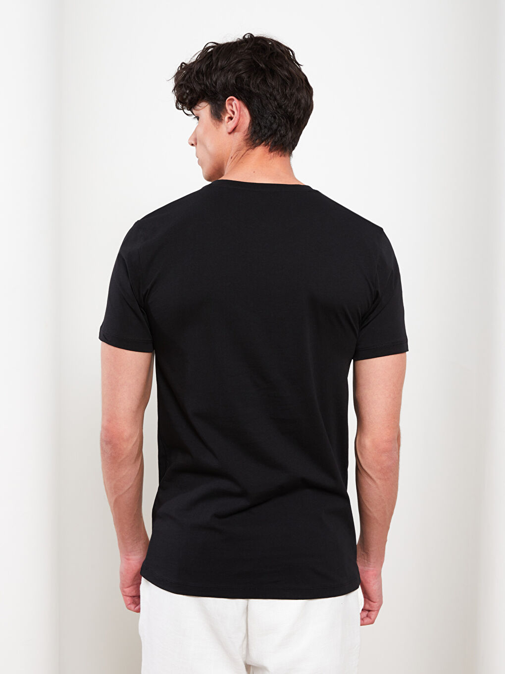 Siyah Bisiklet Yaka Kısa Kollu Baskılı Penye Erkek Tişört-4