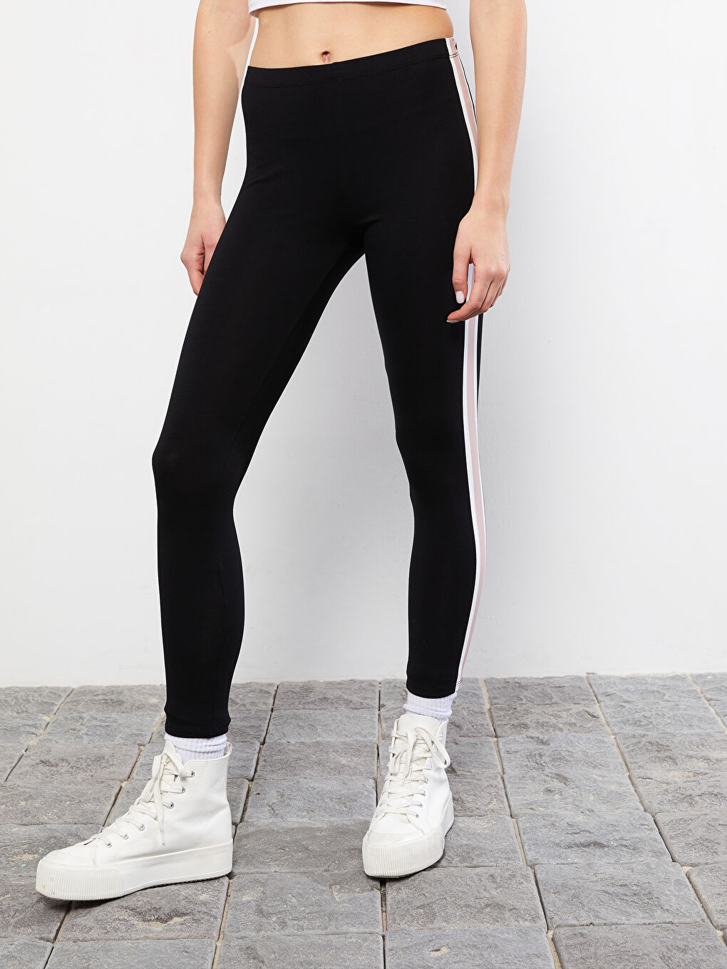 Siyah Beli Lastikli Düz Pamuklu Kadın Tayt-3