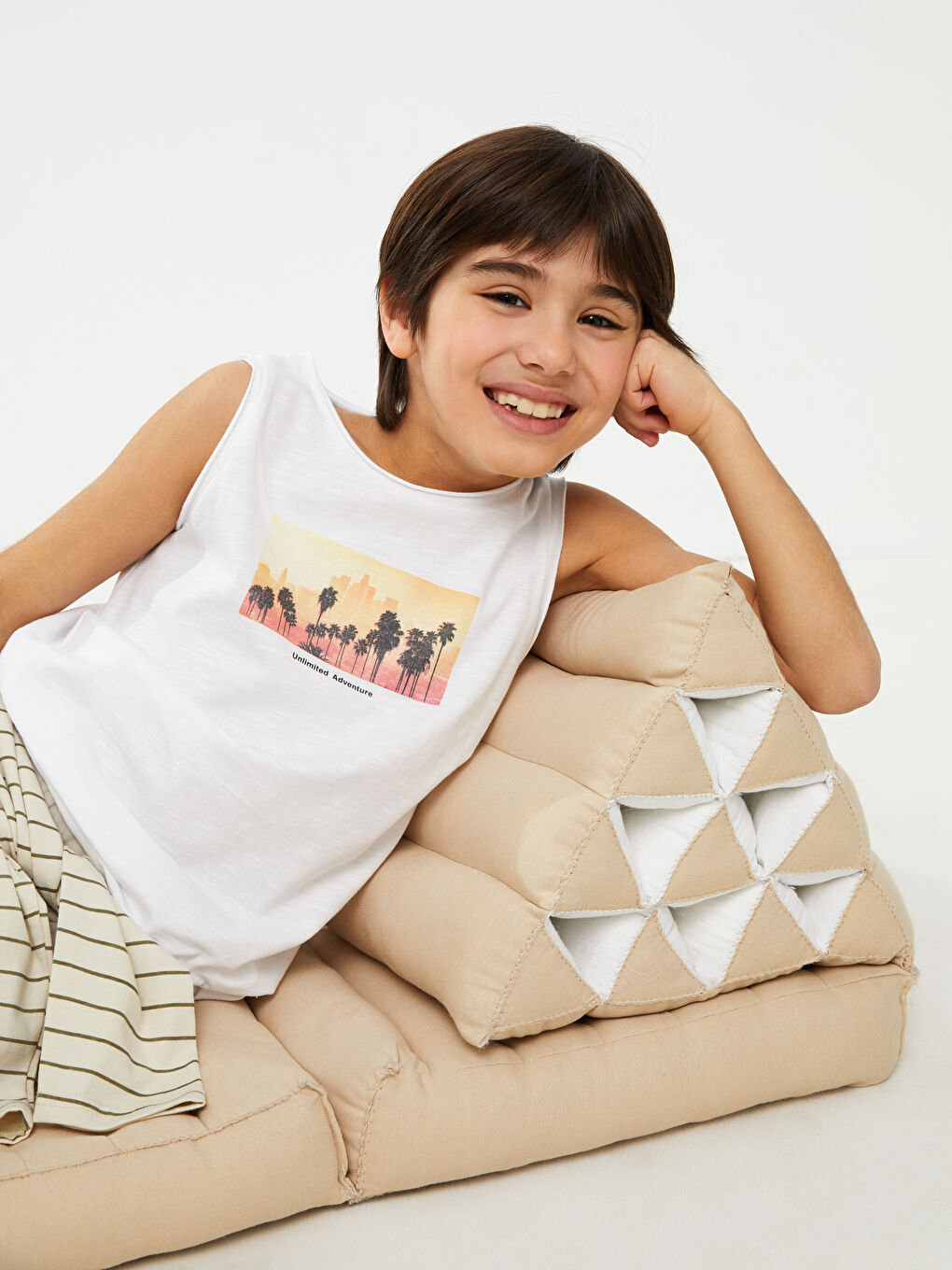 Ұлдарға арналған принтті дөңгелек жағалы майка-4