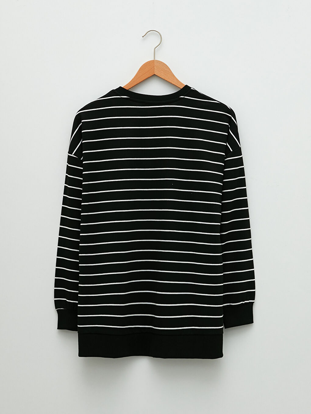 Siyah Bisiklet Yaka Çizgili Uzun Kollu Kadın Sweatshirt-6