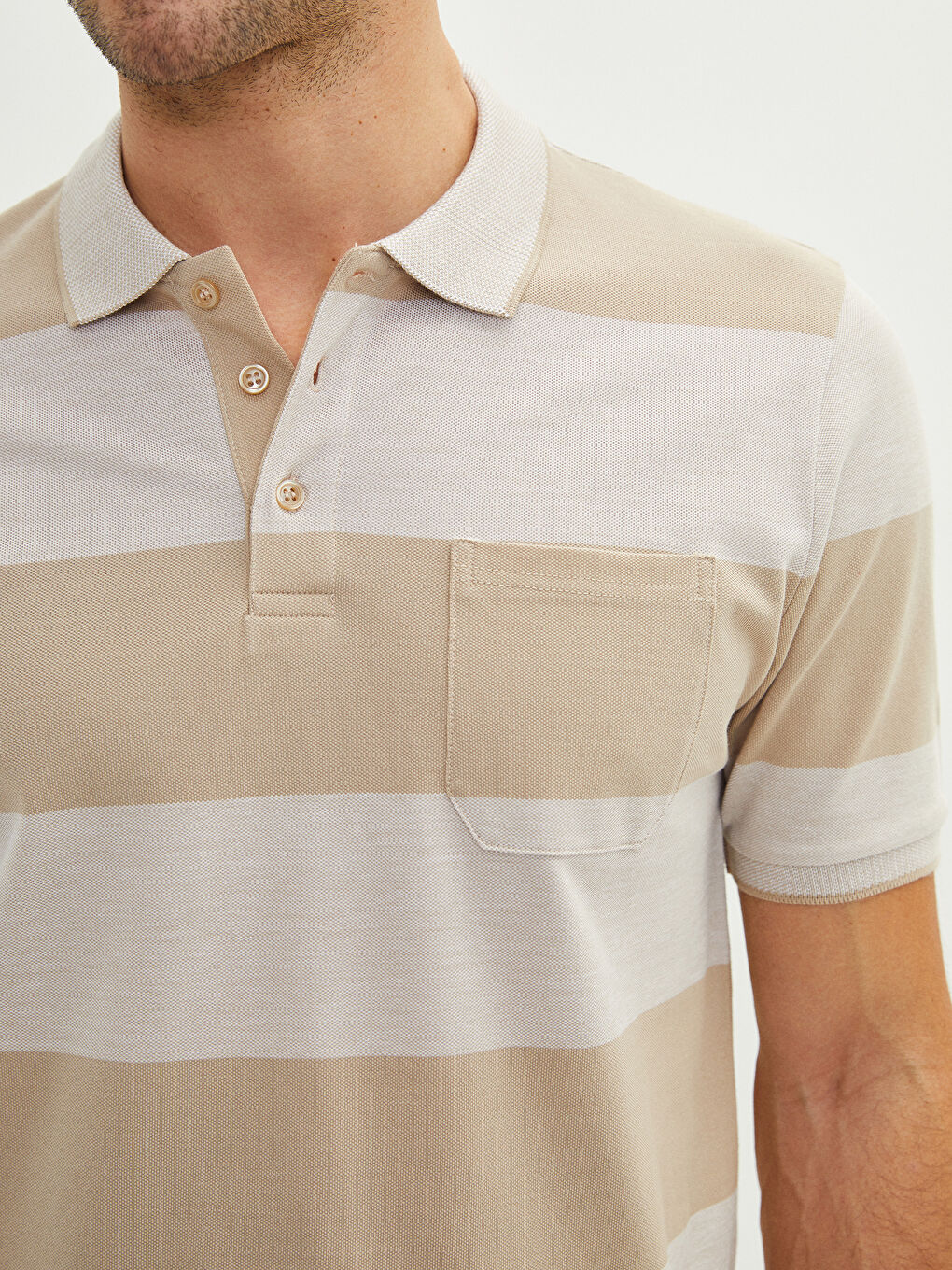 Bej Polo Yaka Kısa Kollu Renk Bloklu Erkek Tişört-3