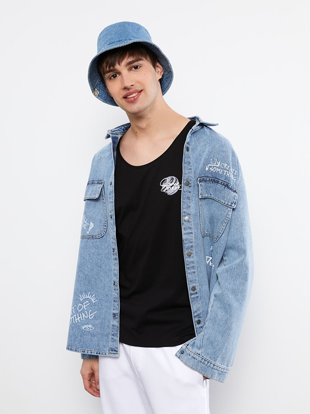 Siyah Bisiklet Yaka Baskılı Erkek Kolsuz Tişört-1