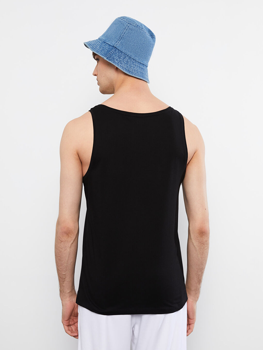 Siyah Bisiklet Yaka Baskılı Erkek Kolsuz Tişört-4