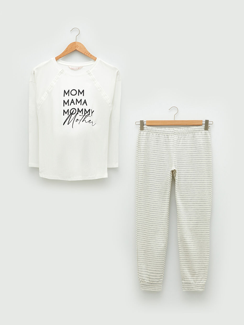 Ensemble de pyjama de maternité à manches longues imprimé col rond avec allaitement-5