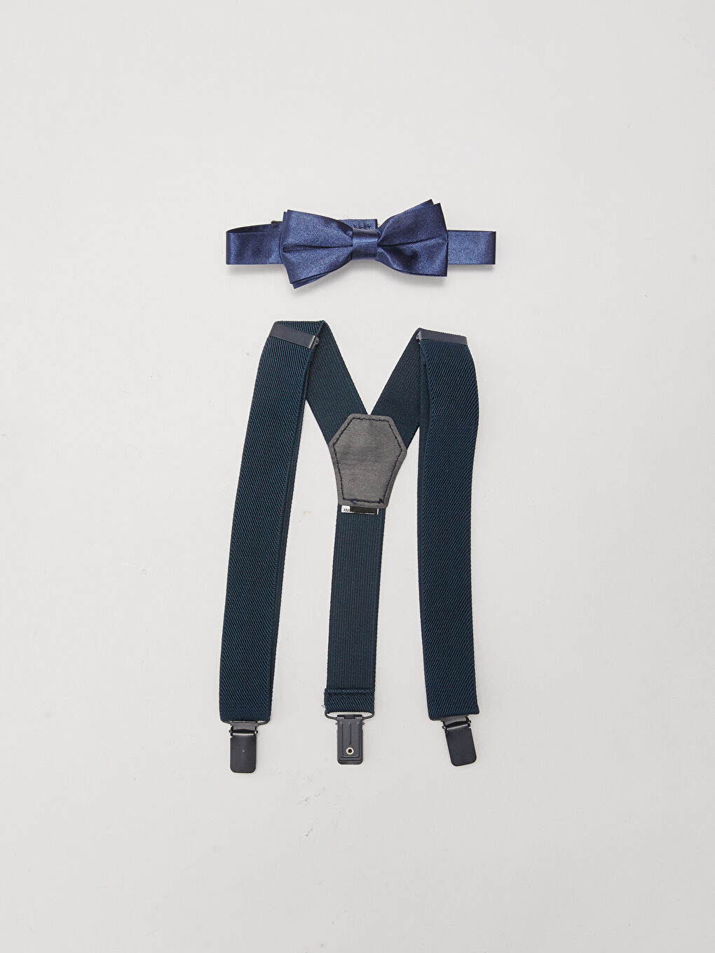 Lacivert Erkek Çocuk Pantolon Askısı ve Papyon-1