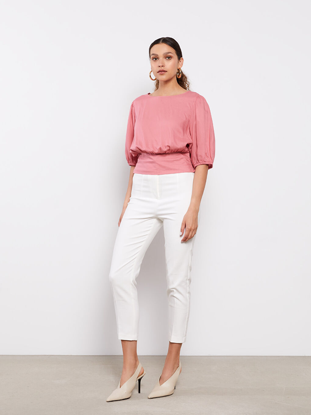Pembe Bisiklet Yaka Düz Kısa Kollu Viskon Kadın Bluz-1