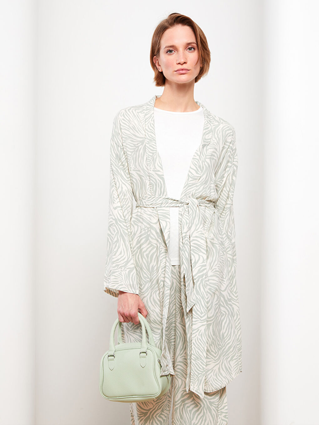 Shawl Collar Patterned Long Sleeve Oversize Viscose Women's Kimono