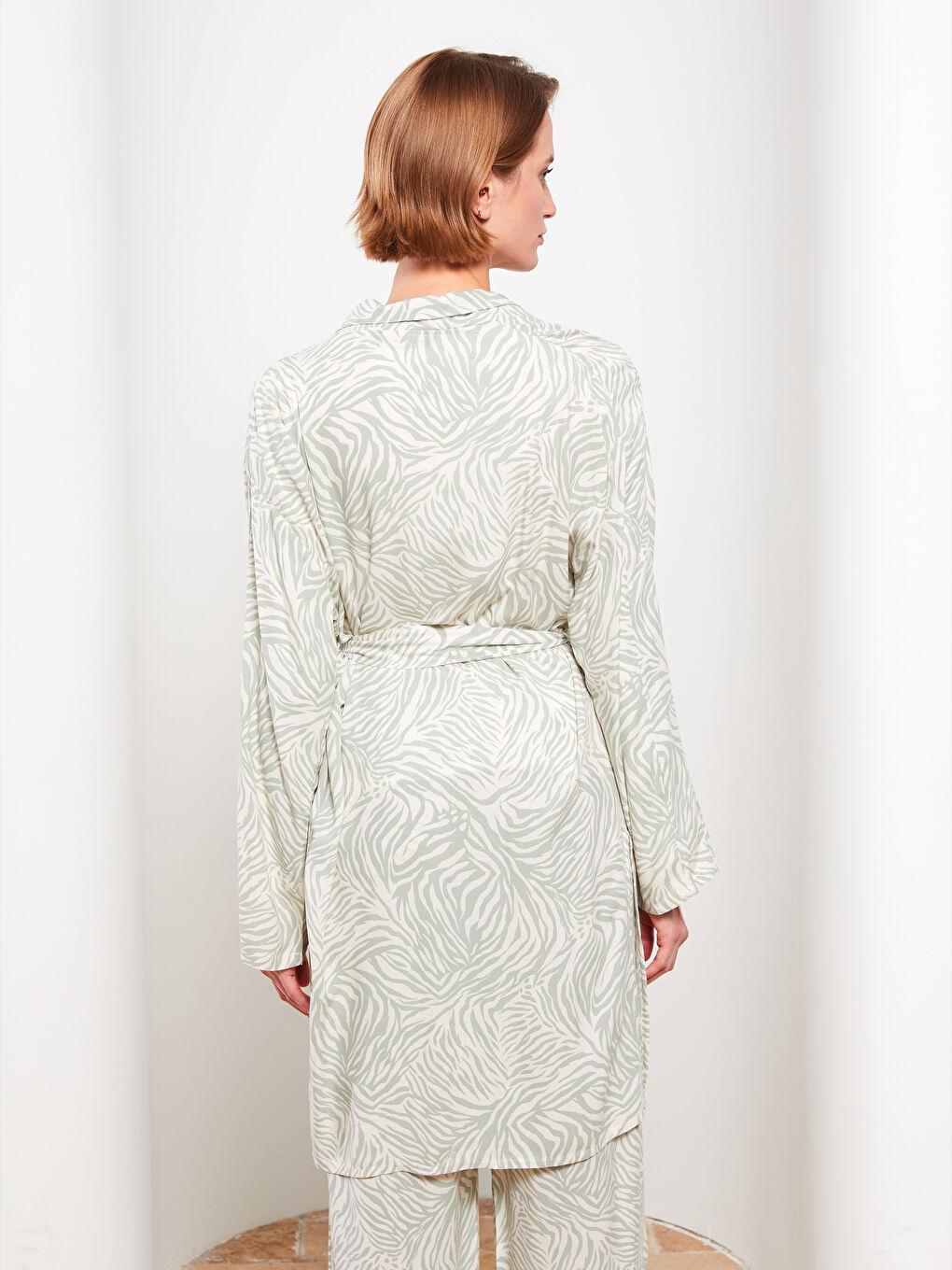 Shawl Collar Patterned Long Sleeve Oversize Viscose Women's Kimono-3