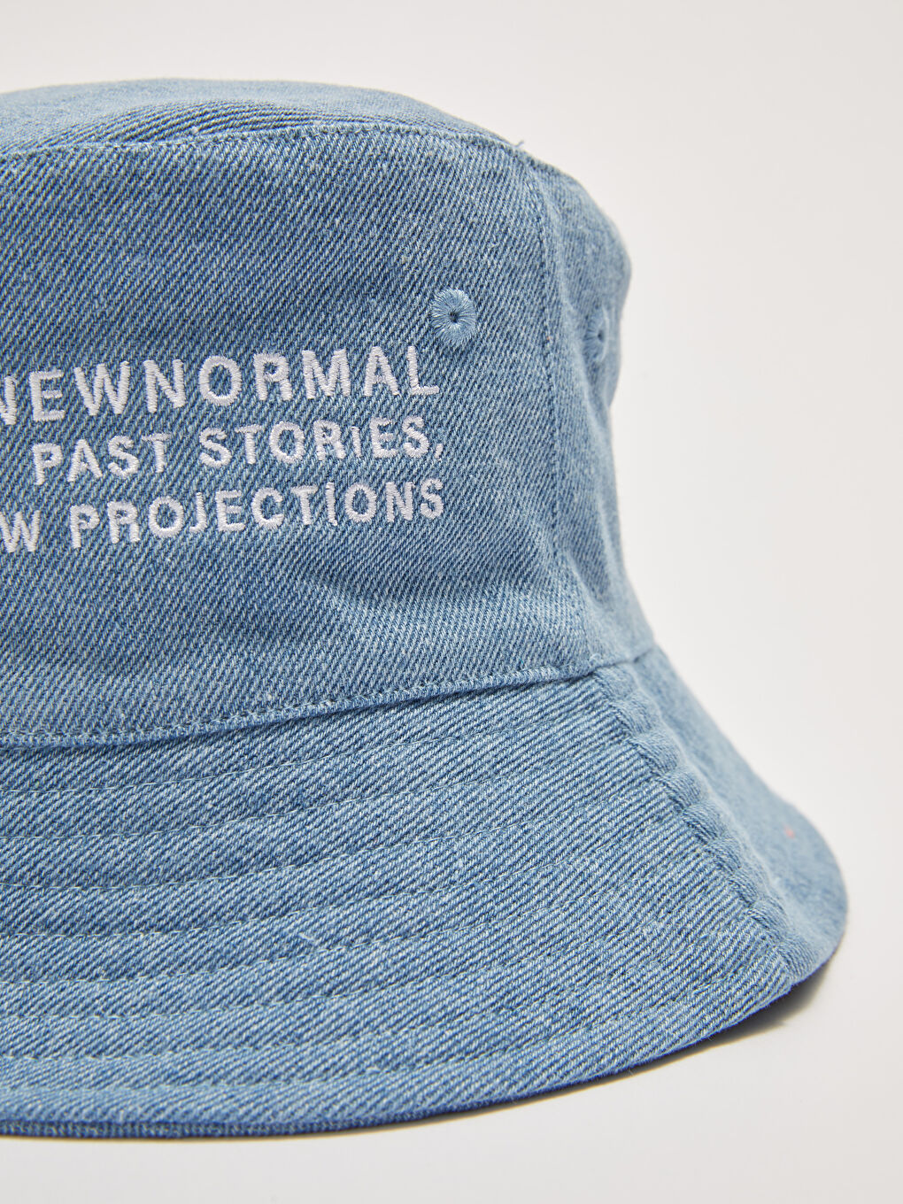 قبعة دلو قطن بنص مطبوع للرجال-3