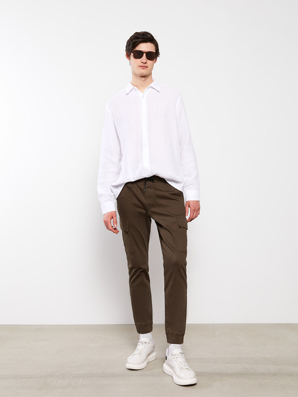 بنطلون كارغو تويل رفيع للرجال