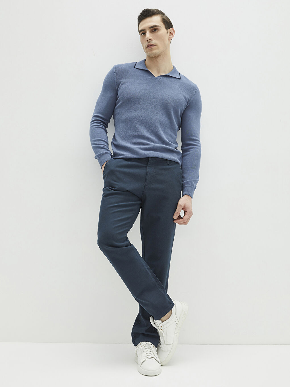 Standard Fit Textured Men's Trousers