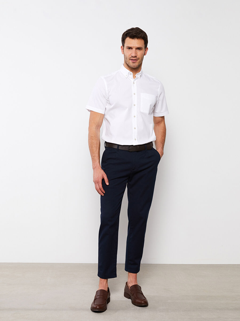 Beyaz Regular Fit Kısa Kollu Oxford Erkek Gömlek