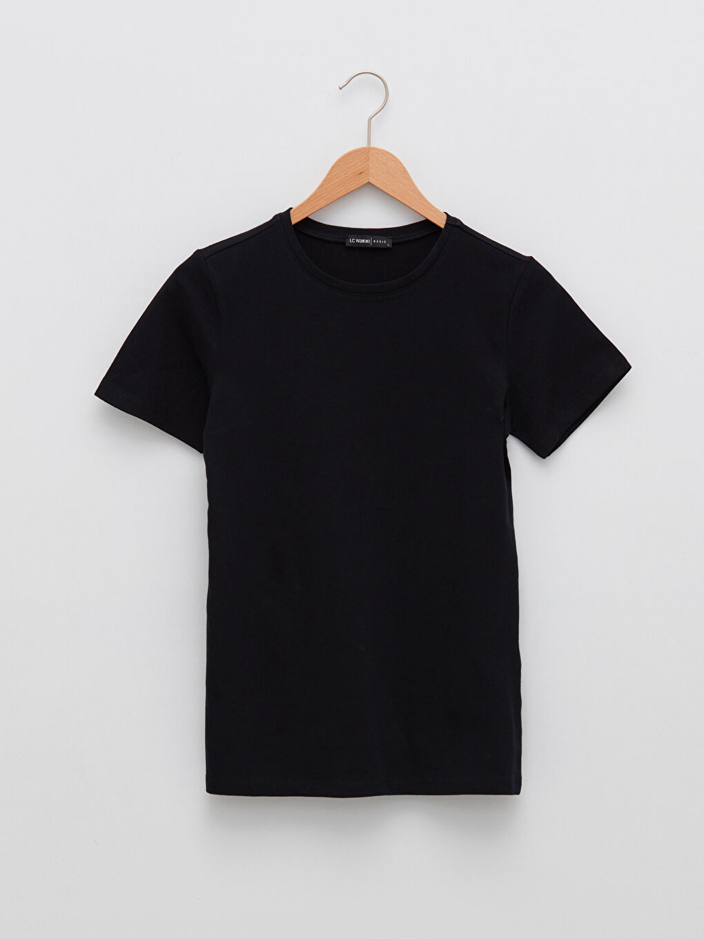 Siyah Bisiklet Yaka Düz Kısa Kollu Kadın Tişört-4