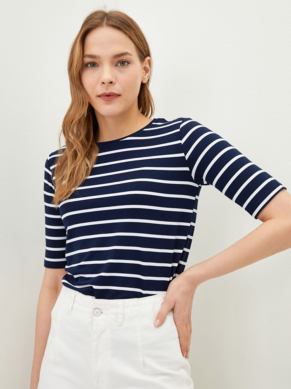 Lacivert Bisiklet Yaka Çizgili Kısa Kollu Kadın Tişört
