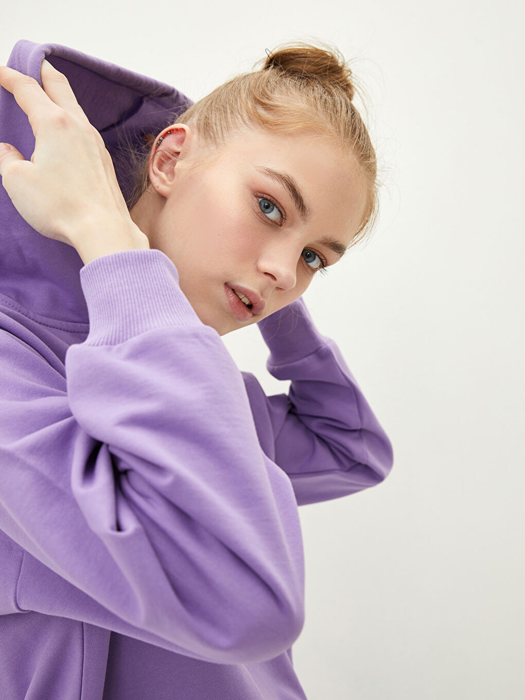 Plain Long Sleeve Women's Hoodie-3