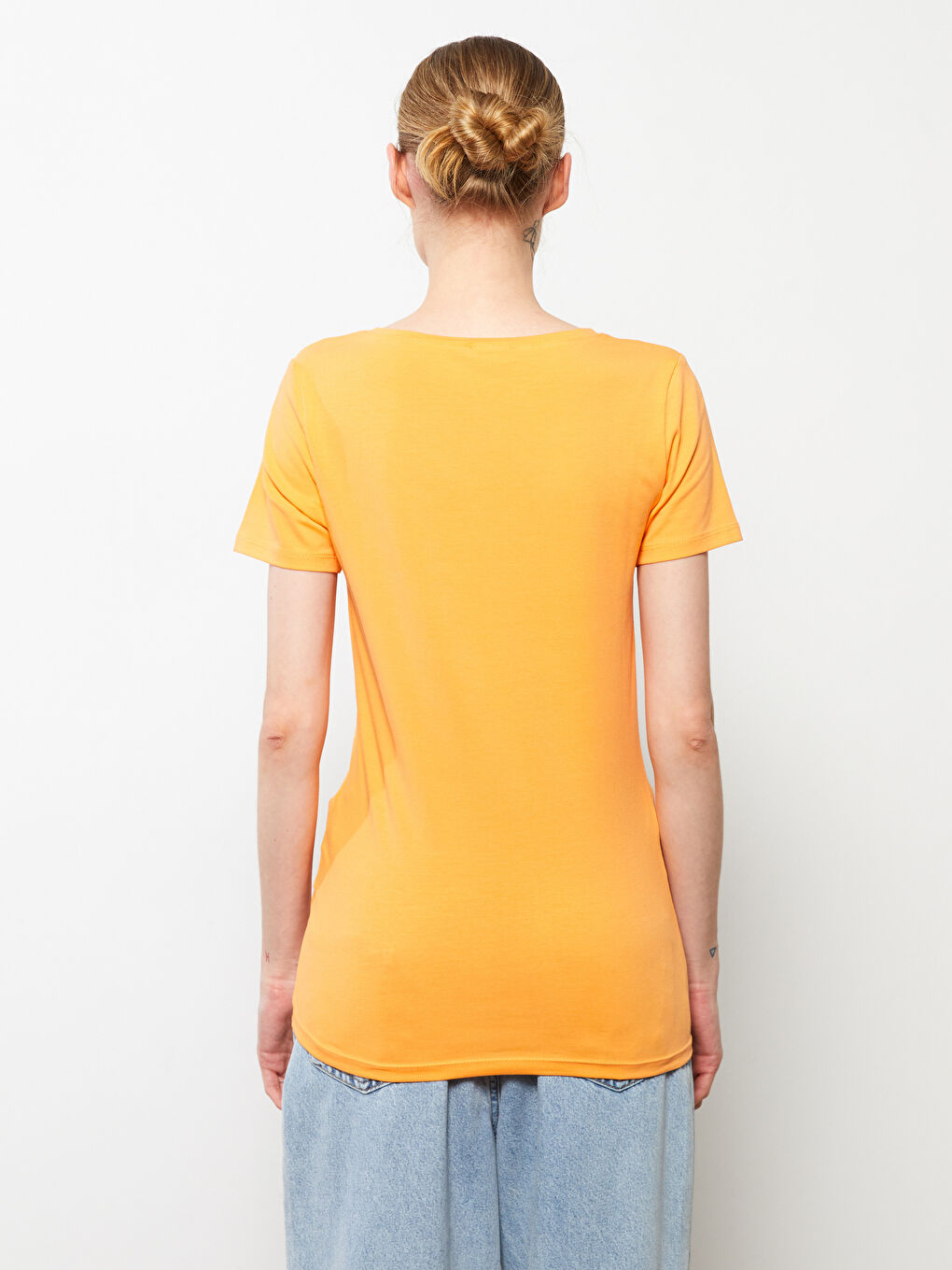 LC Waikiki V-Neck Plain Short Sleeve Women's T-Shirt -S29608Z8-FLS