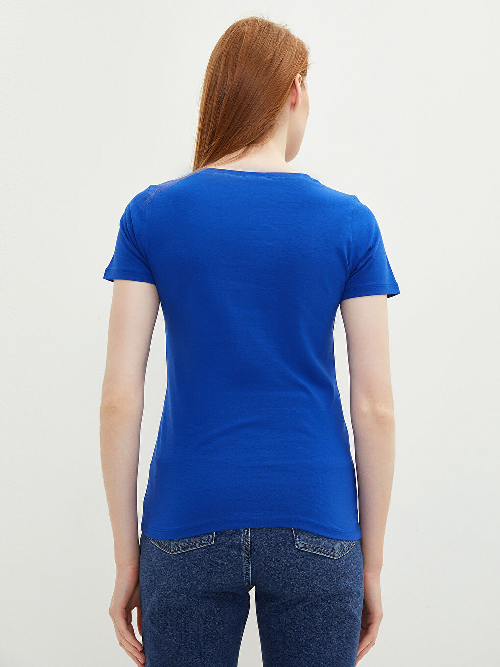 Mavi V Yaka Düz Kısa Kollu Kadın Tişört-4