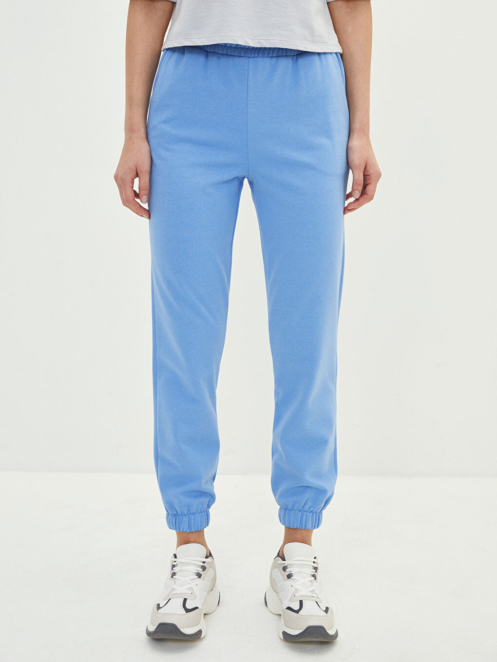 Спортивные джоггеры с эластичным поясом и обычными карманами для женщин-2