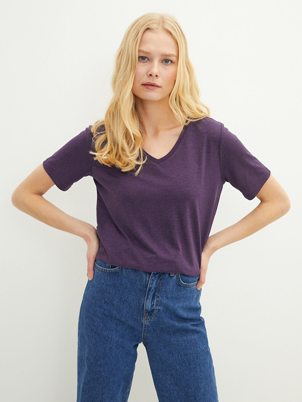 V-Neck Plain Short Sleeve Women's T-Shirt