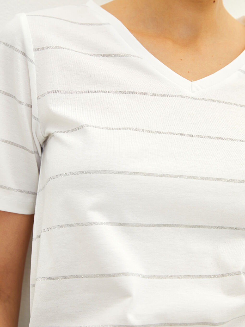 V-Neck Striped Short Sleeve Women's T-Shirt-4
