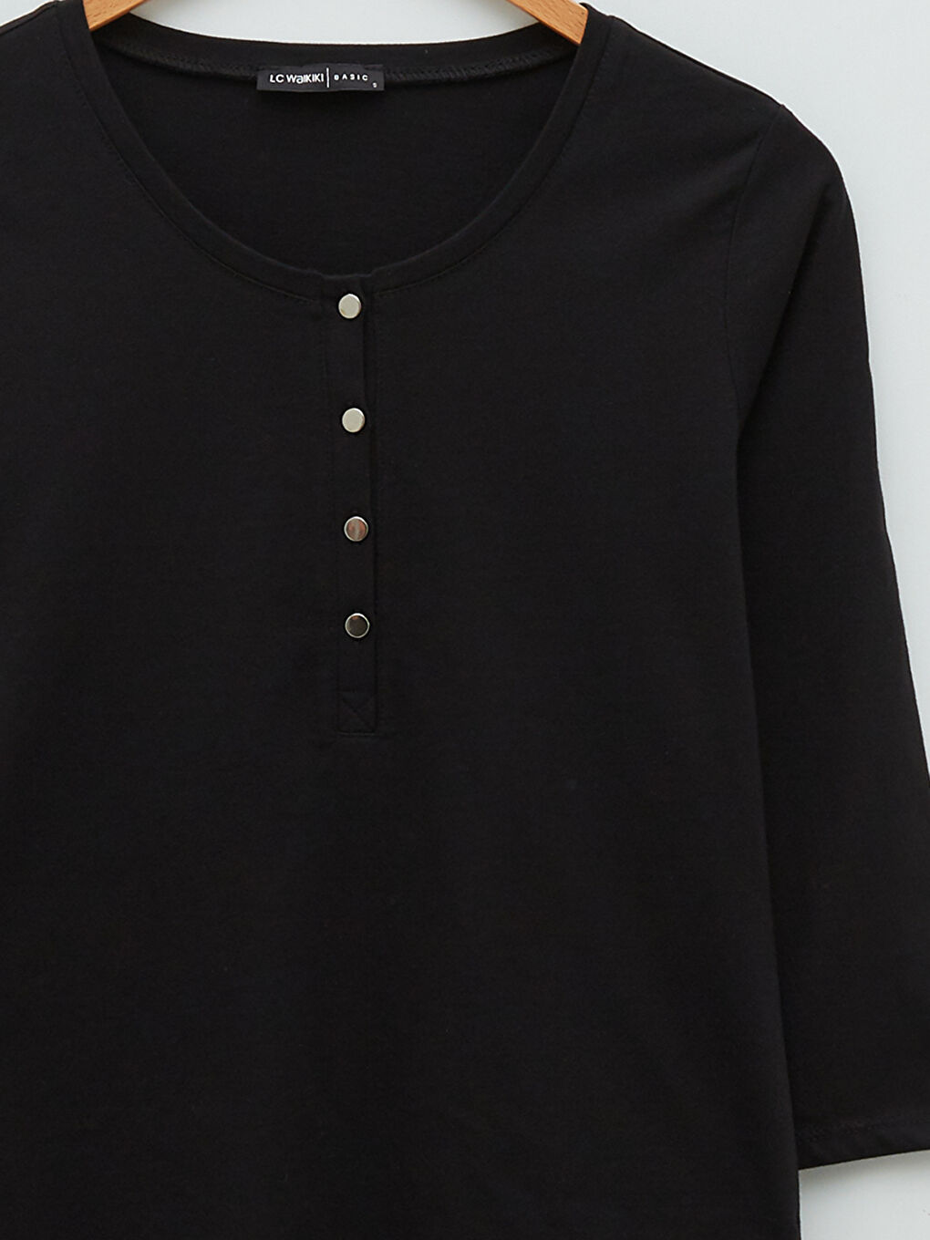 Siyah Bisiklet Yaka Düz Pamuklu Kadın Tişört-7