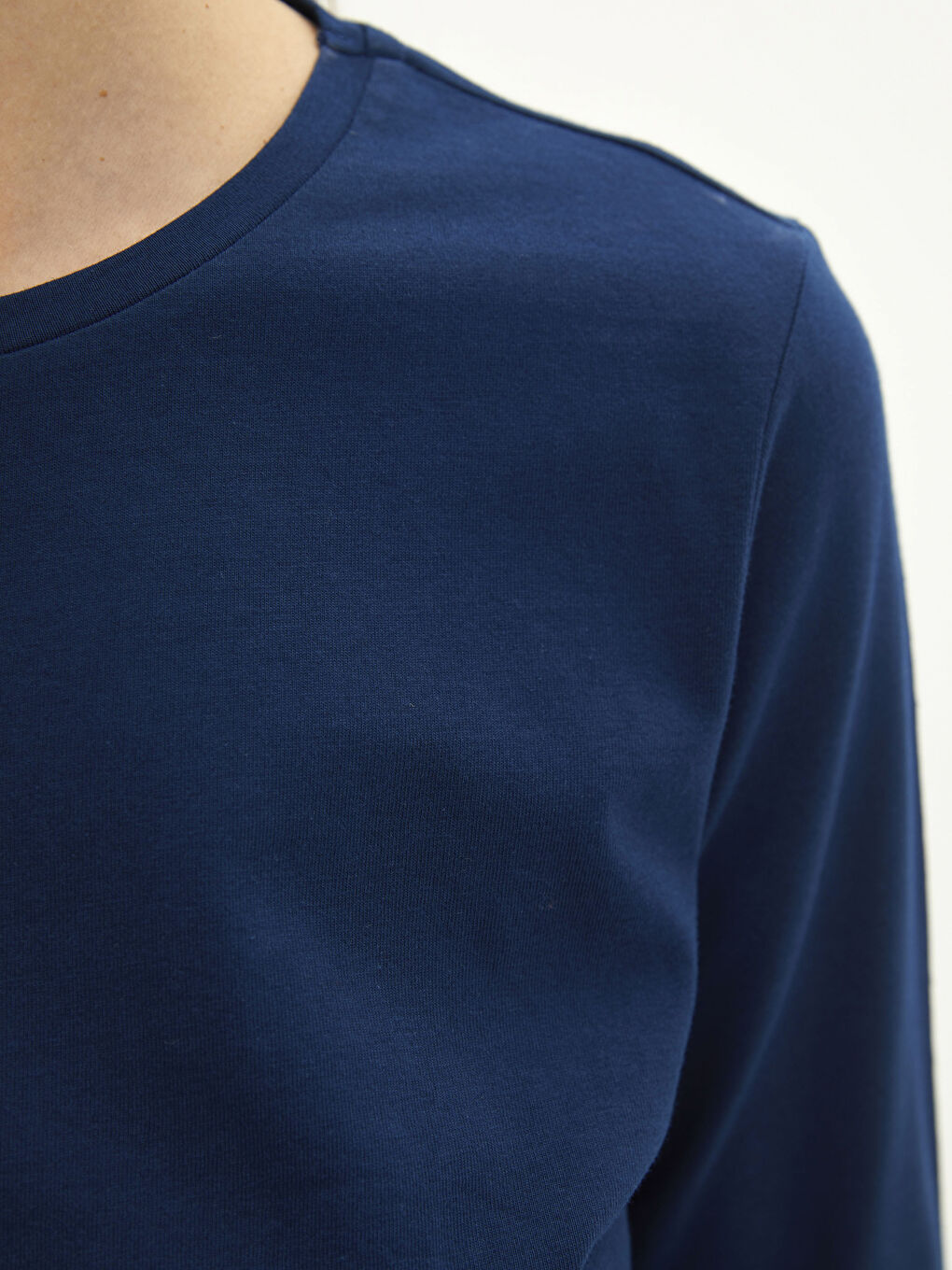 Lacivert Bisiklet Yaka Düz Pamuklu Kadın Tişört-3