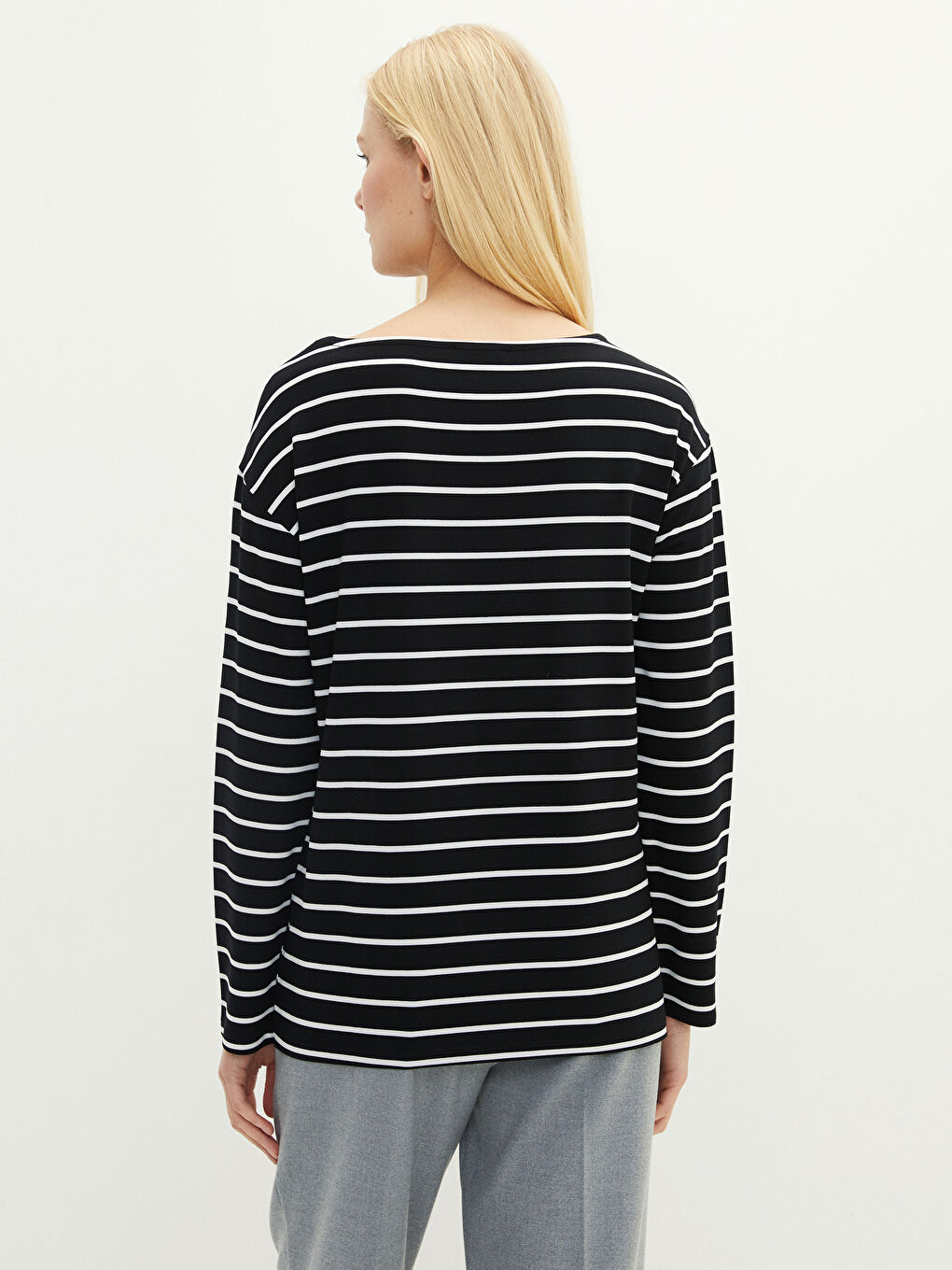 Crew Neck Striped Long Sleeve Women's T-Shirt-4