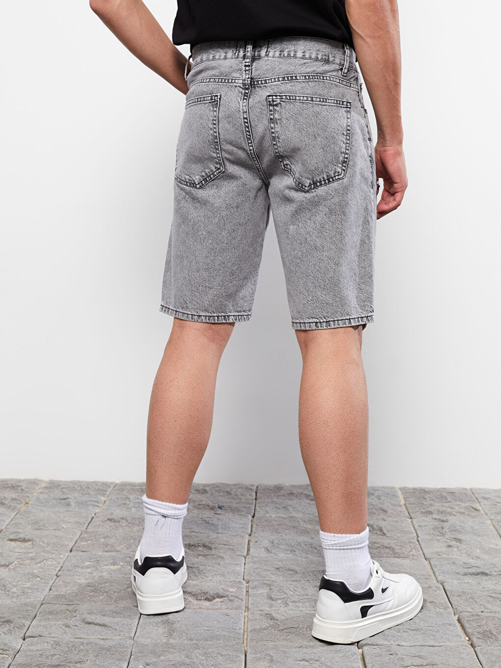 Gri Standart Kalıp Erkek Jean Şort-3