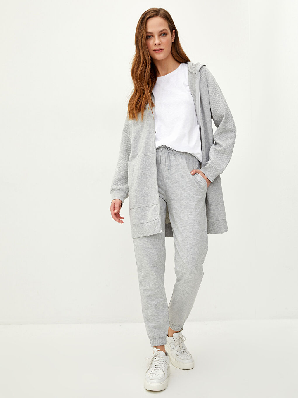 Gri Beli Lastikli Düz Cep Detaylı Kadın Jogger Eşofman Altı-1