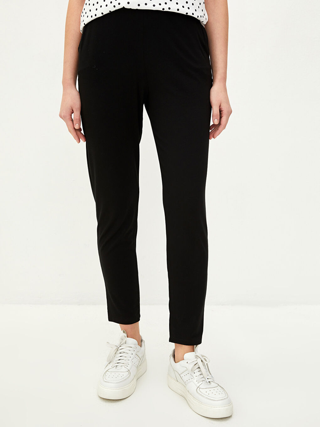 Siyah Beli Lastikli Kadın Eşofman Altı-3