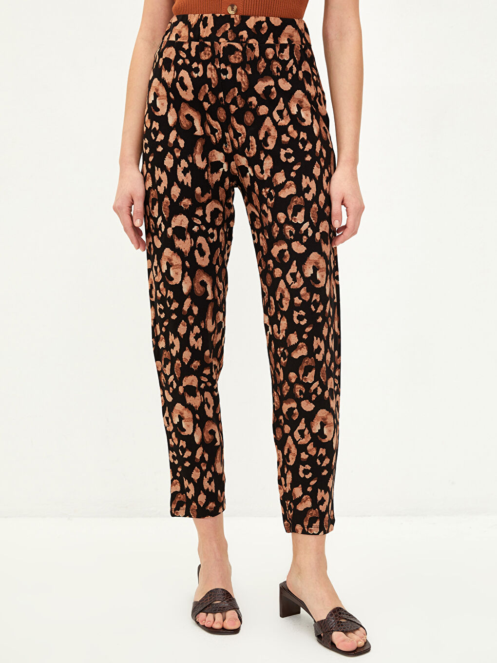 Брюки Женские С Принтом Стандартного Кроя На Эластичной Талии-4