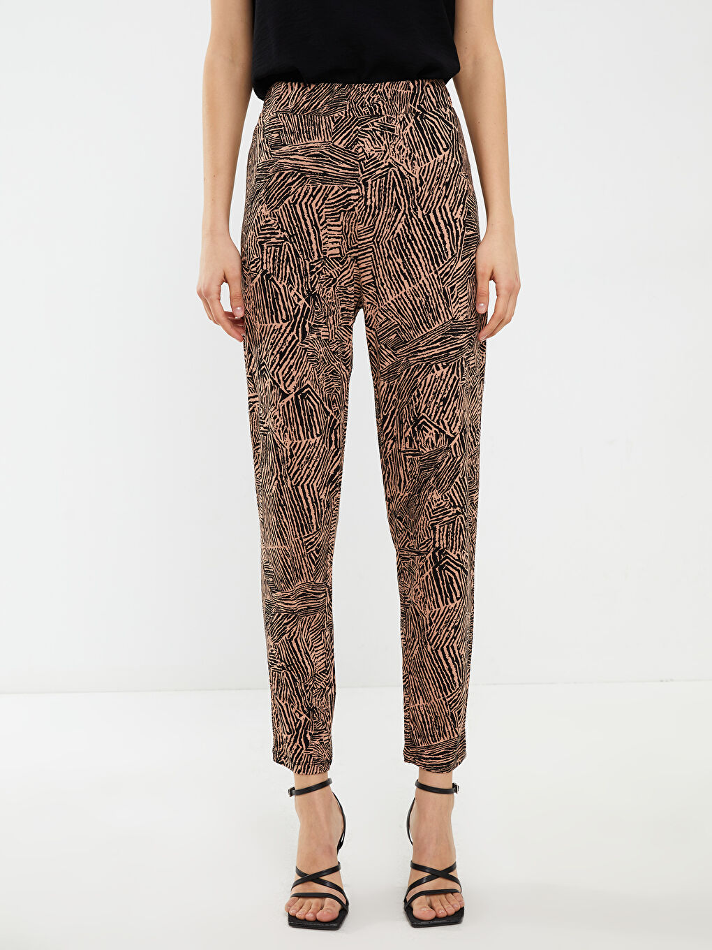 Elastic Waist Standard Fit Patterned Women's Trousers-2