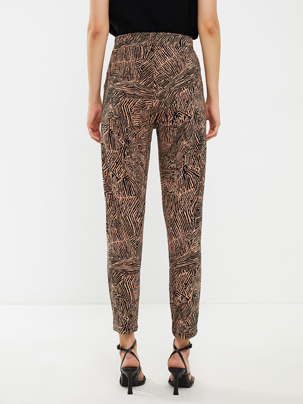 Elastic Waist Standard Fit Patterned Women's Trousers-3