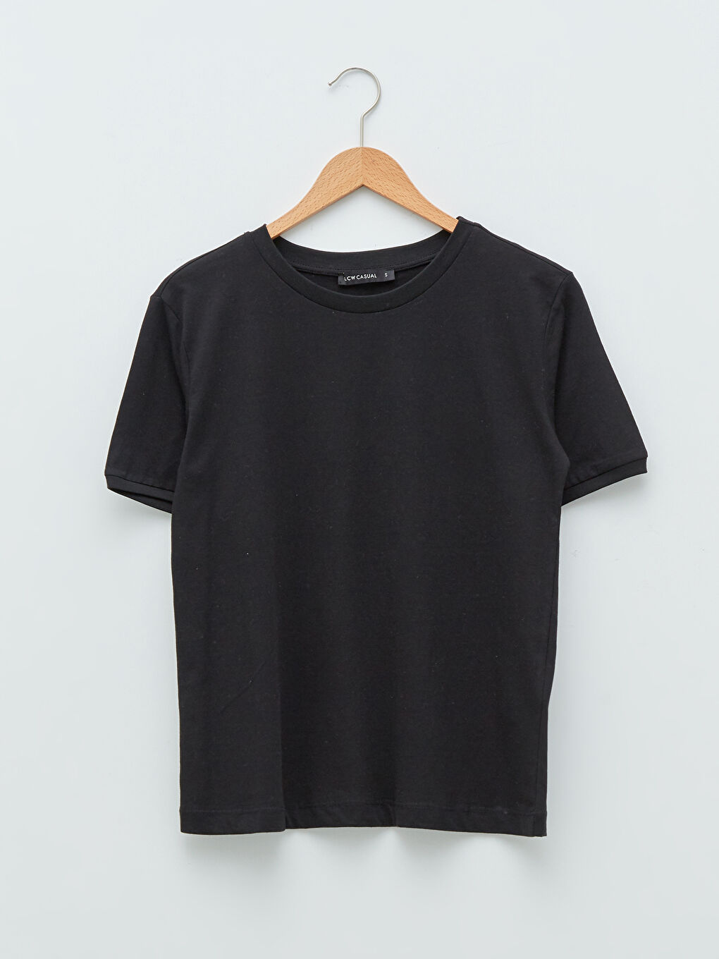 Siyah Bisiklet Yaka Düz Kısa Kollu Pamuklu Kadın Tişört-5