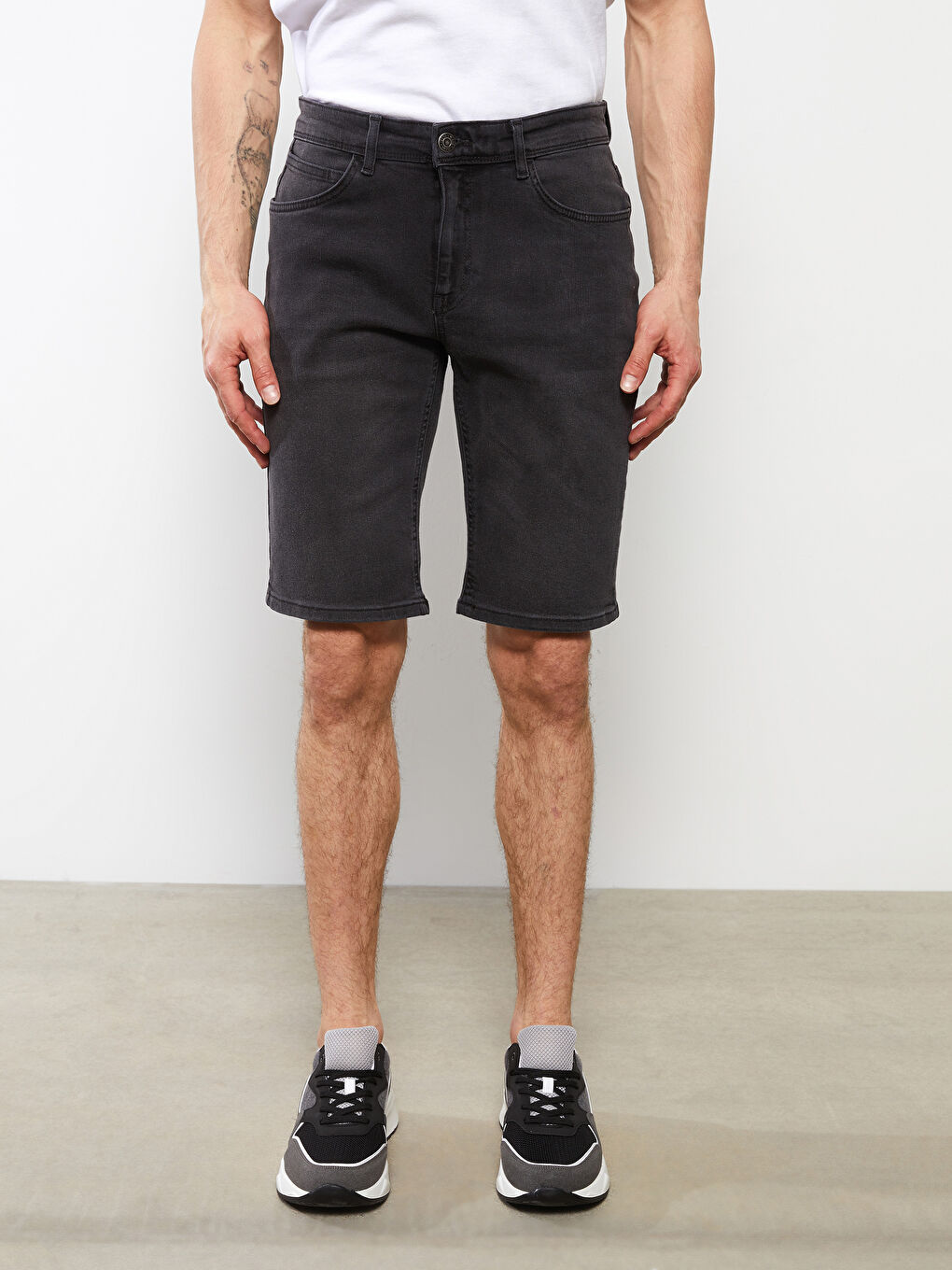 LC Waikiki Standard Fit Men's Denim Shorts -S29716Z8-GRD