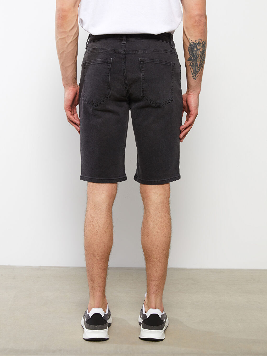 LC Waikiki Standard Fit Men's Denim Shorts -S29716Z8-GRD