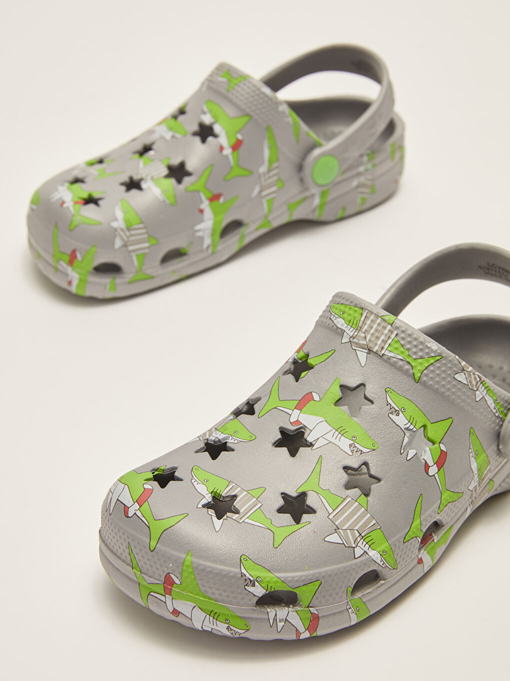 LCW STEPS Bedruckte Sandalen für Jungen -S29743Z4-LRW
