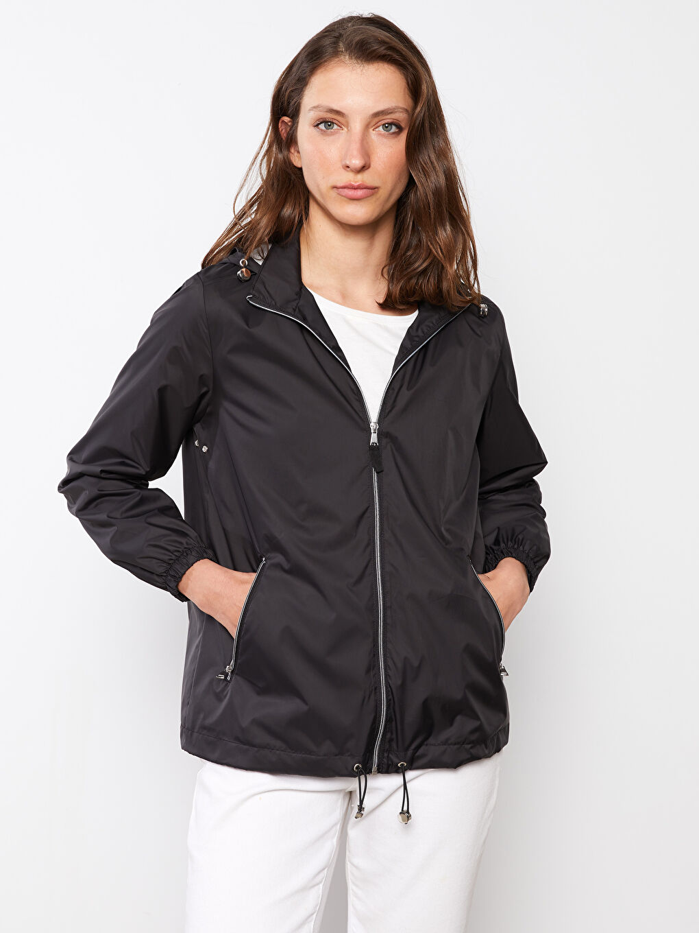 Siyah Kadın Kapüşonlu Düz Yağmurluk-1