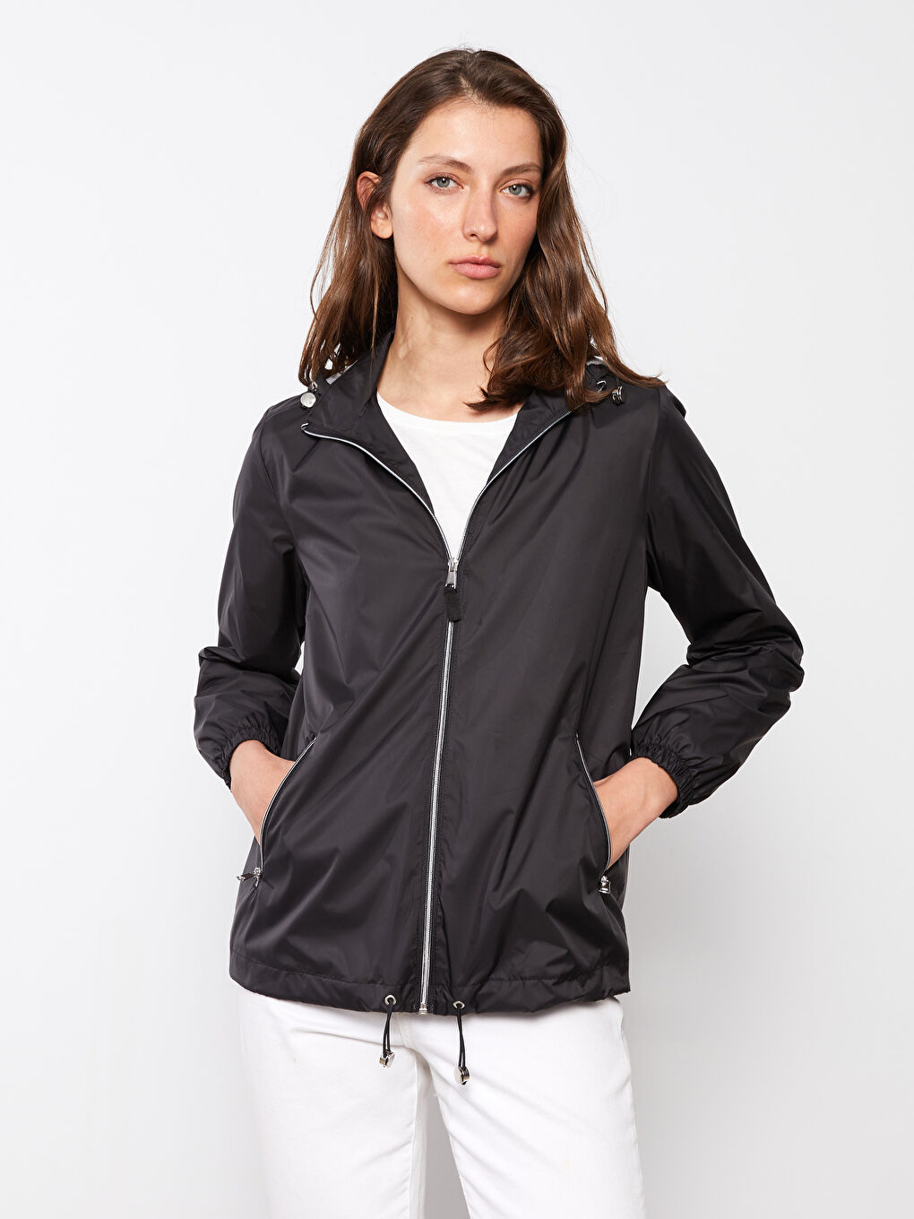 Siyah Kadın Kapüşonlu Düz Yağmurluk-2