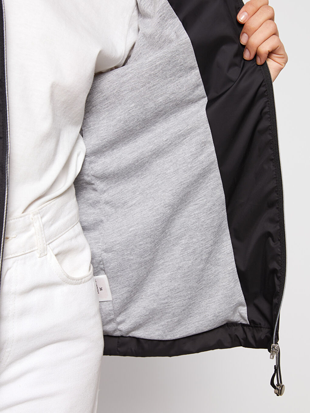 Siyah Kadın Kapüşonlu Düz Yağmurluk-5