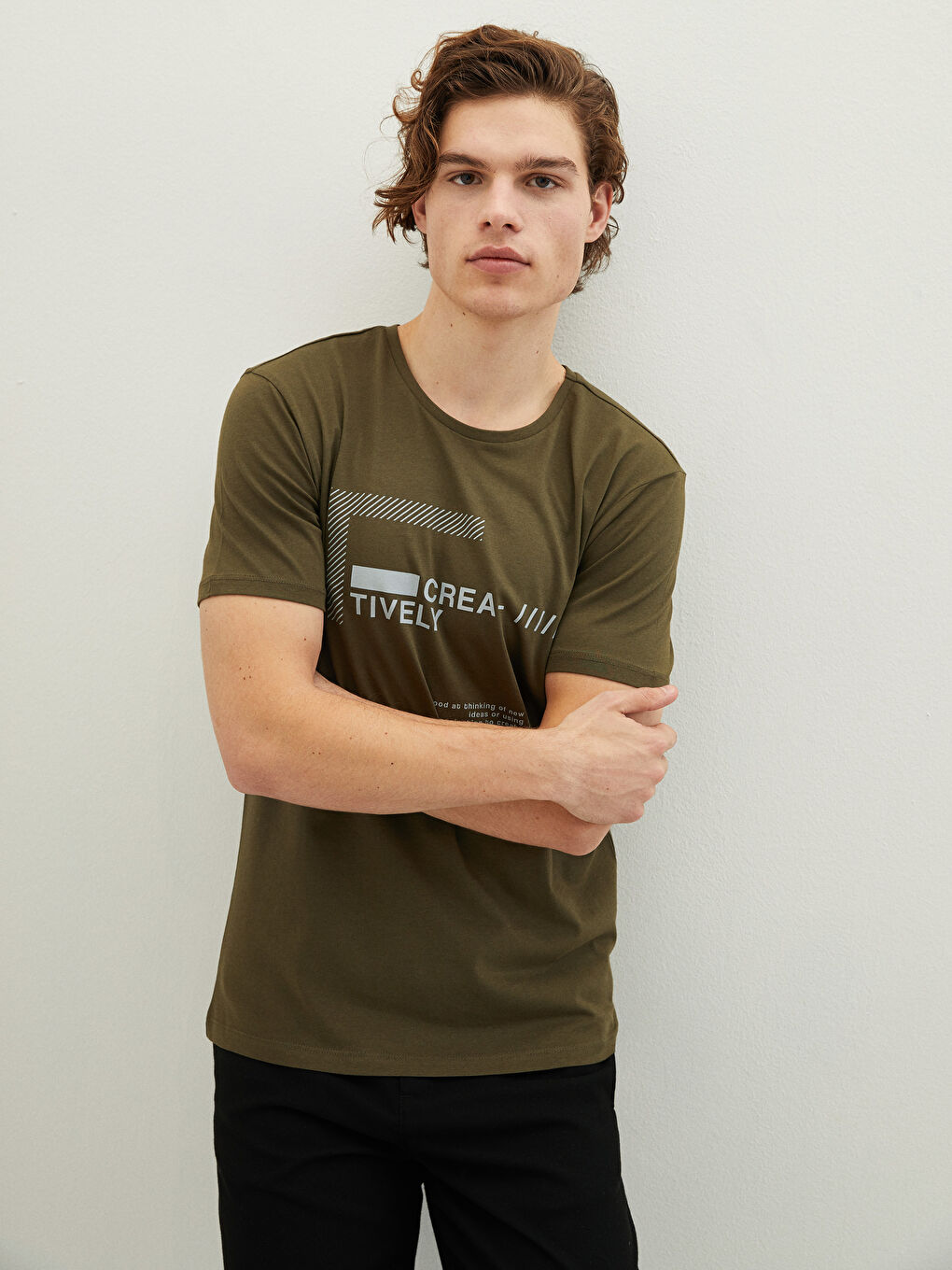 Haki Bisiklet Yaka Kısa Kollu Baskılı Penye Erkek Tişört-1