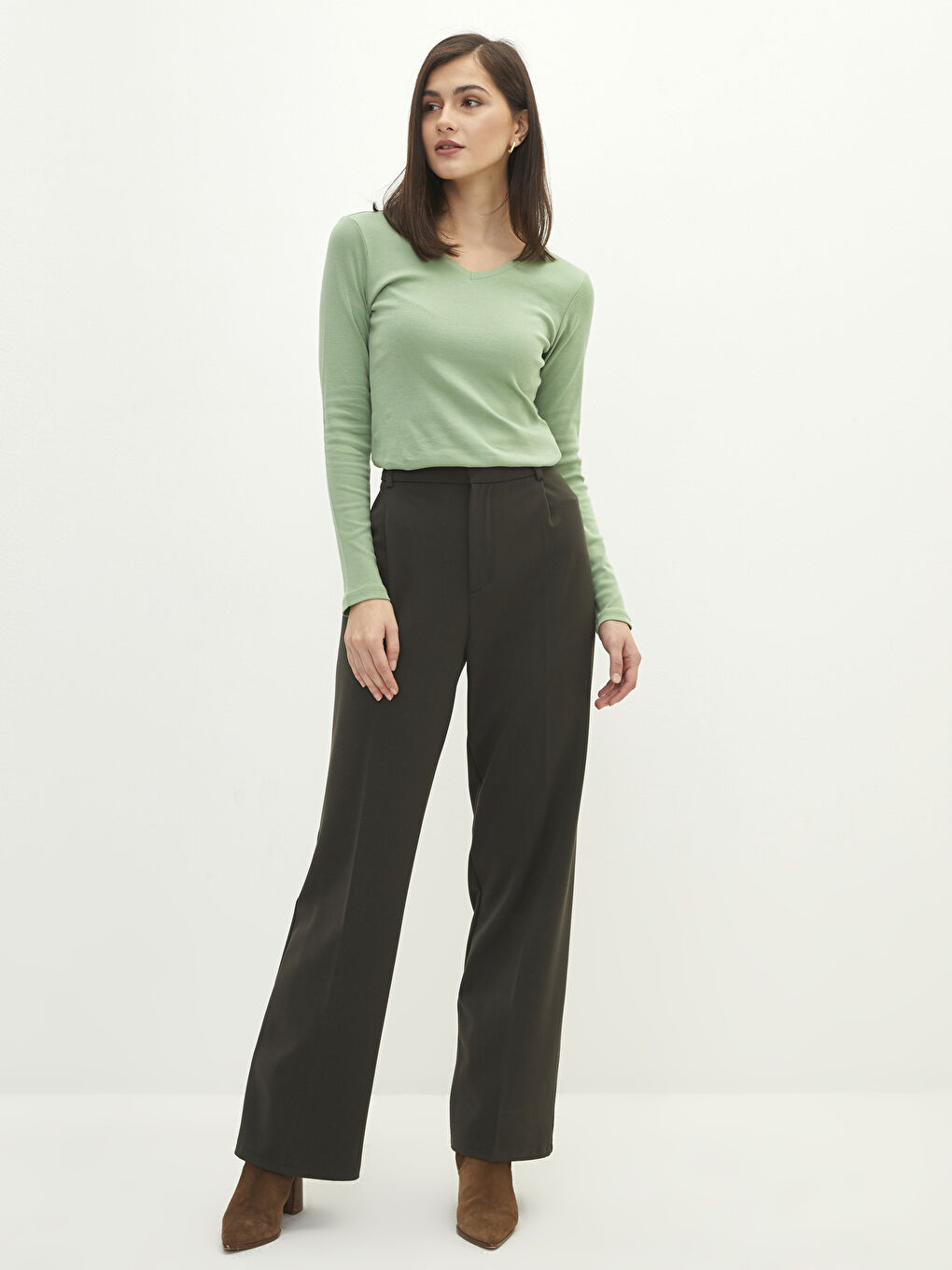 Žena ZELENA Tijelo-2