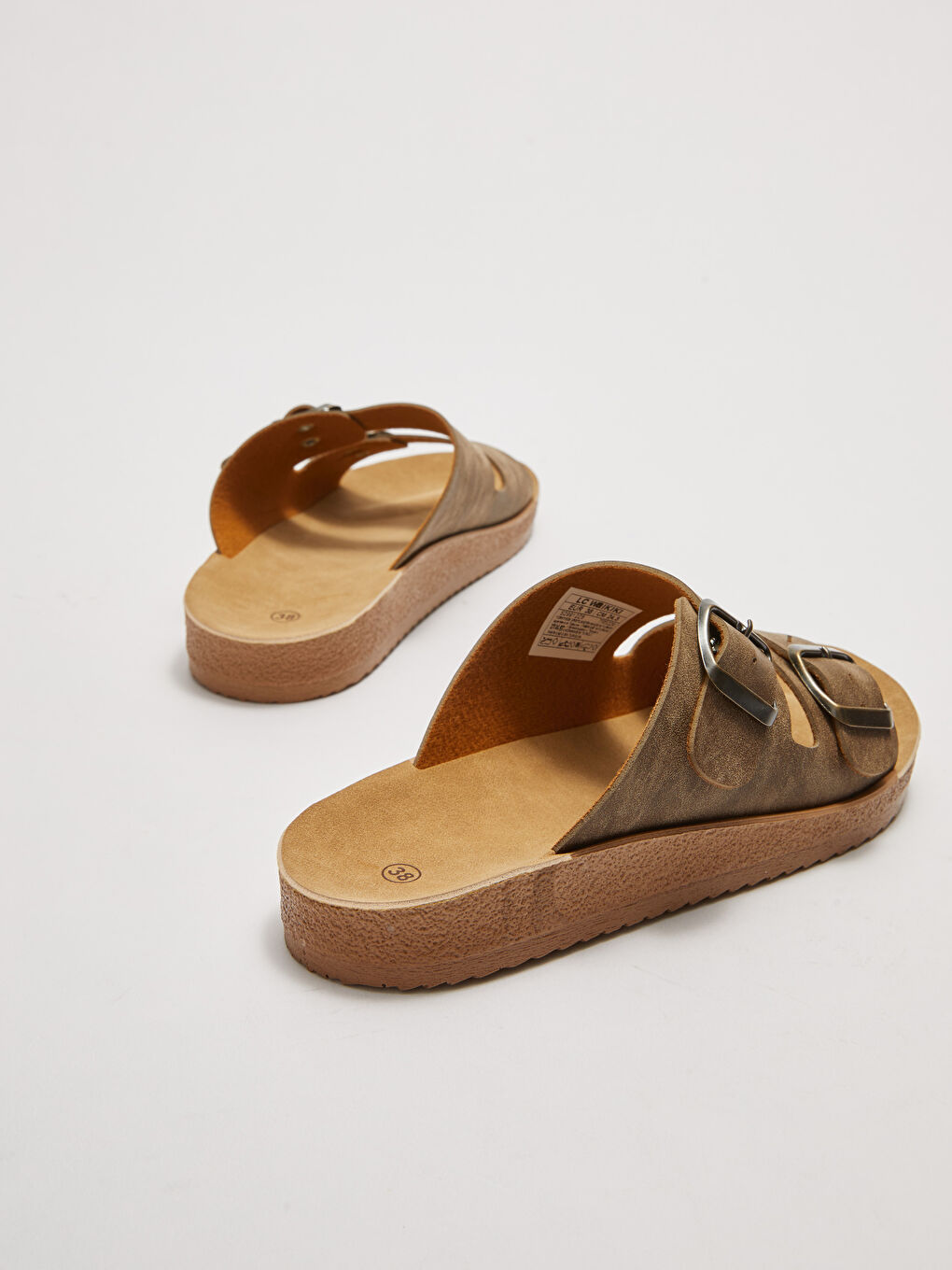 Kahverengi Çift Bantlı Toka Detaylı Kadın Terlik-4