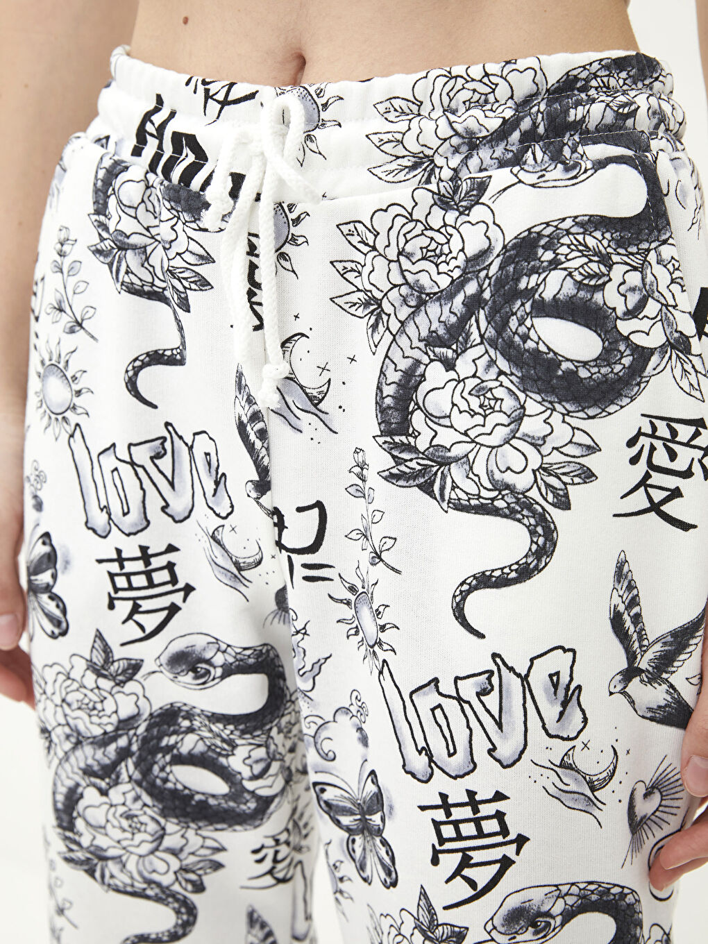 Elastic Waist Printed Pocket Detailed Women's Jogger Sweatpants-3