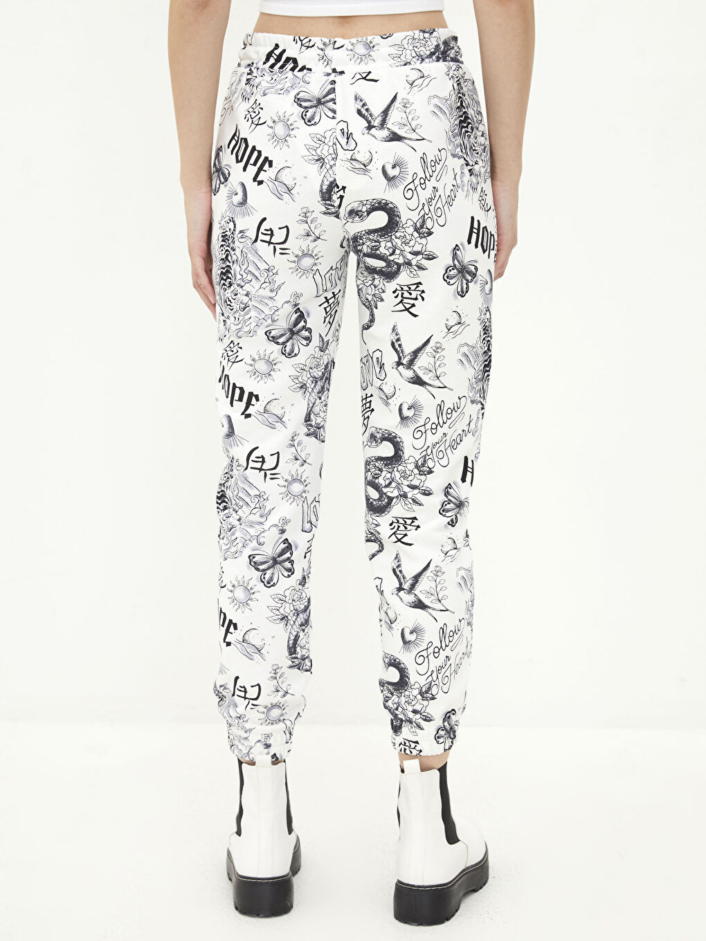Elastic Waist Printed Pocket Detailed Women's Jogger Sweatpants-4