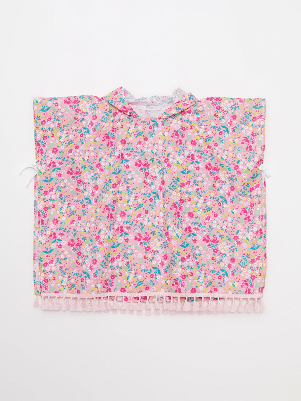 Floral Pattern Tasseled Hooded Girls Velvet Beach Towel