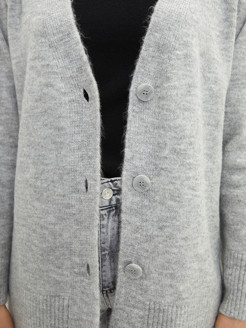 Gri V Yaka Kadın Triko Hırka-3