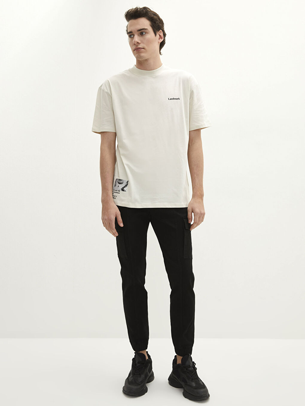 Bej Bisiklet Yaka Baskılı Kısa Kollu Erkek Tişört-2